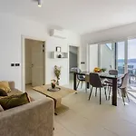 Exquisites Mit Meerblick, Sauna, Gym, Pool, Klimatisierten Schlafzimmern - Nur 500 Meter Zum