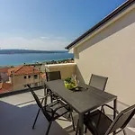 דירה Exquisites Mit Meerblick, Sauna, Gym, Pool, Klimatisierten Schlafzimmern - Nur 500 Meter Zum קריקווניצה
