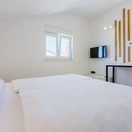 Exquisites Mit Meerblick, Sauna, Gym, Pool, Klimatisierten Schlafzimmern - Nur 500 Meter Zum דירה *
