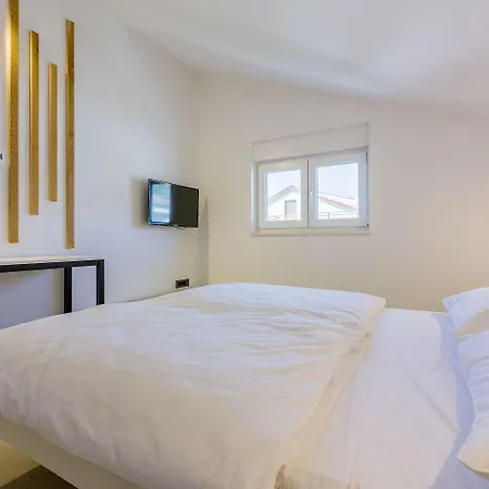 Exquisites Mit Meerblick, Sauna, Gym, Pool, Klimatisierten Schlafzimmern - Nur 500 Meter Zum Apartamento Crikvenica