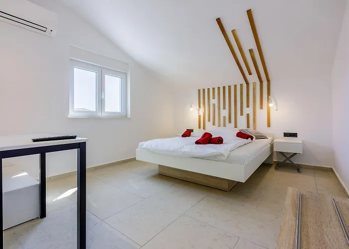 Exquisites Mit Meerblick, Sauna, Gym, Pool, Klimatisierten Schlafzimmern - Nur 500 Meter Zum *