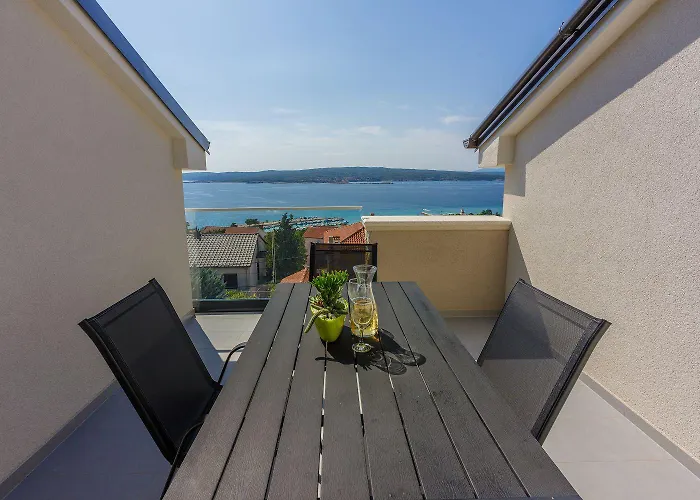 Exquisites Mit Meerblick, Sauna, Gym, Pool, Klimatisierten Schlafzimmern - Nur 500 Meter Zum