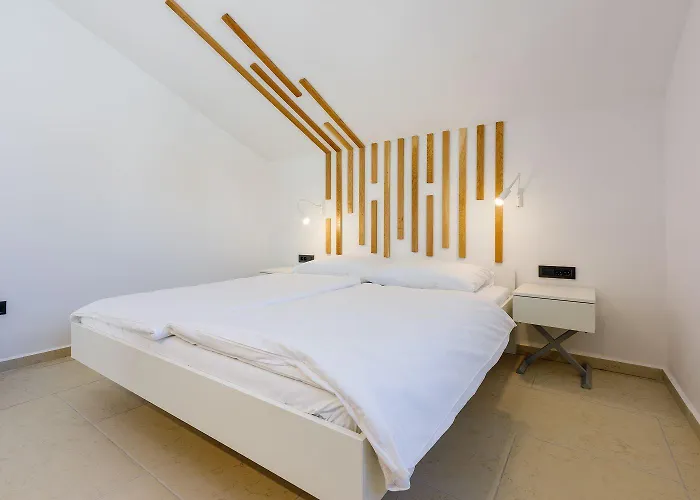 Exquisites Mit Meerblick, Sauna, Gym, Pool, Klimatisierten Schlafzimmern - Nur 500 Meter Zum Appartamento